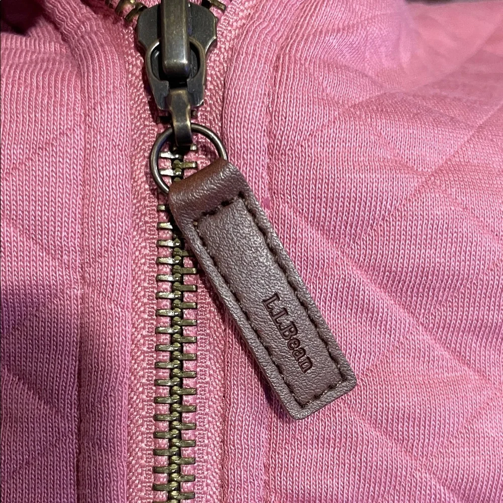 L.L. Bean Women's Rose Quilted Jacket - Picture 8 of 9